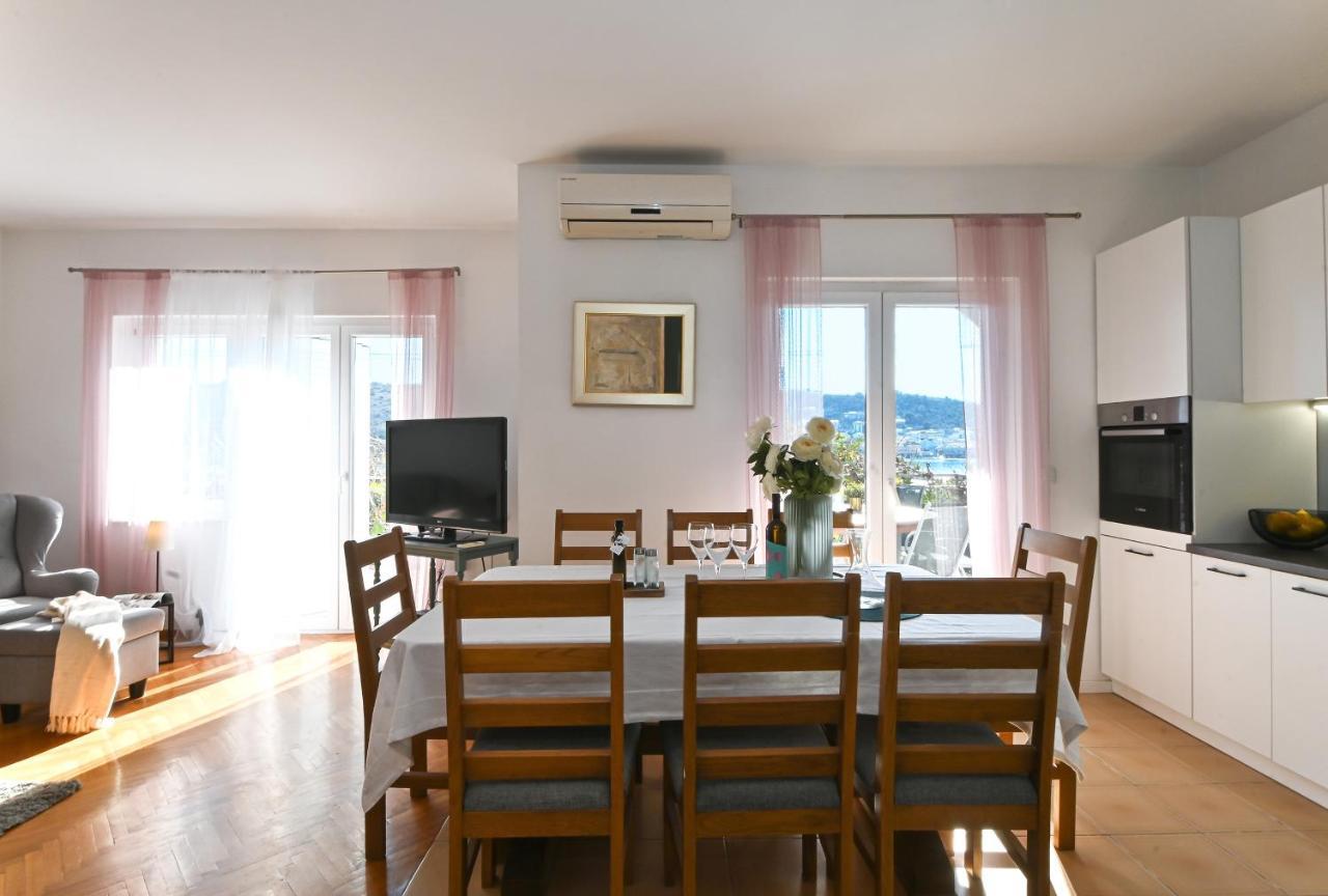 Holiday House Vukman Trogir Eksteriør billede